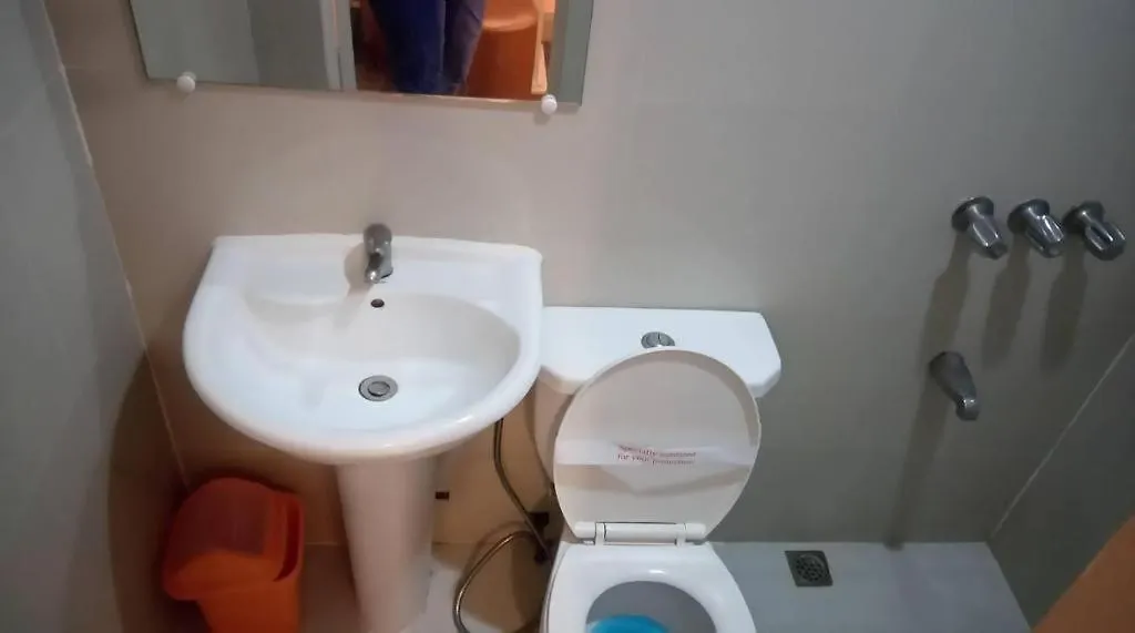 Bermuda Hotel Makati City Motel
