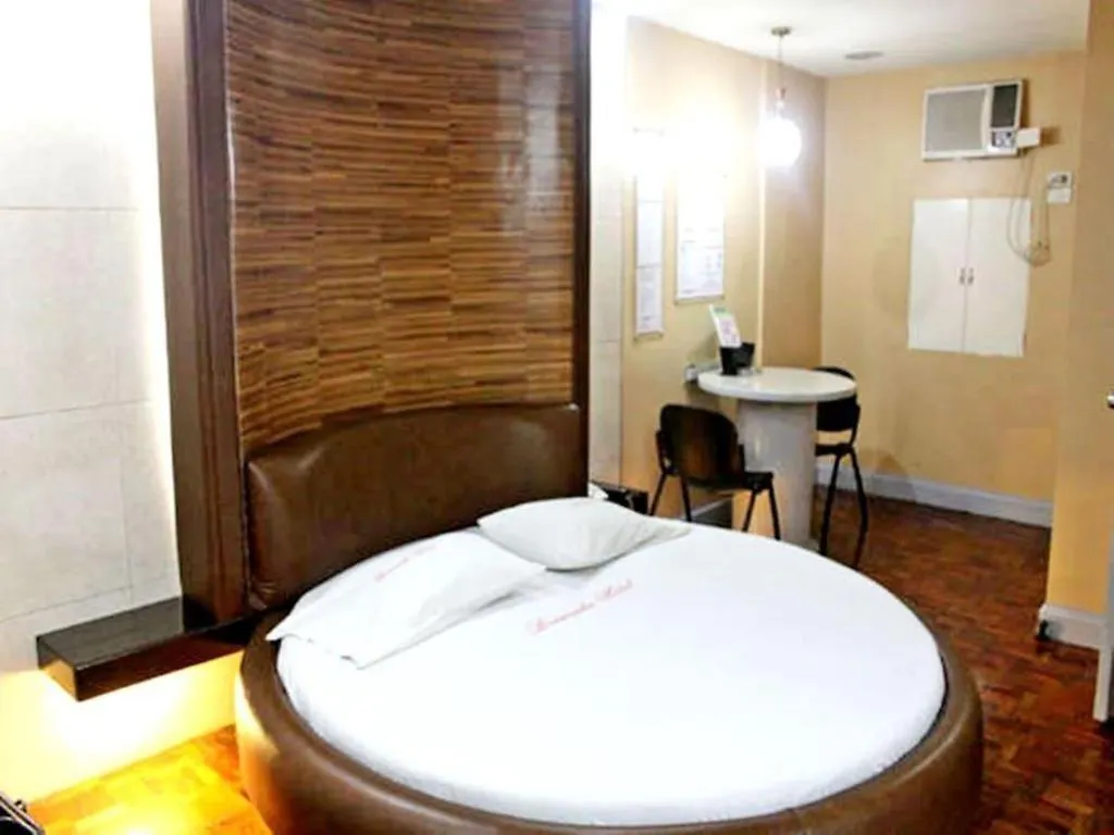 Bermuda Hotel Makati City Motel